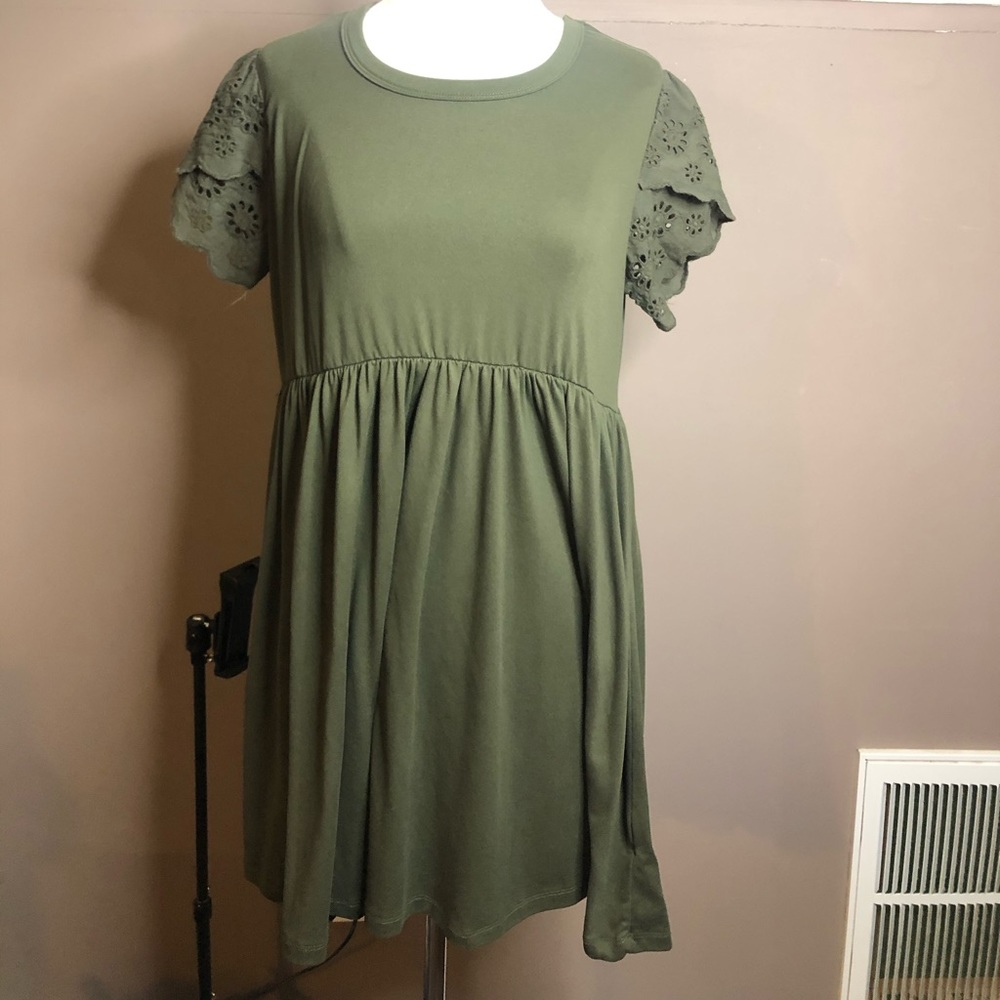 Olive Dress w Sleeve Details
